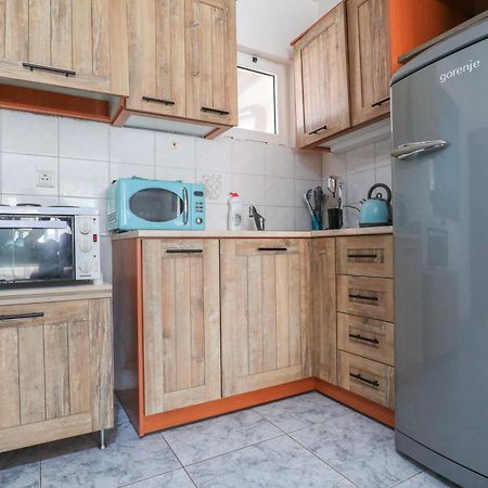 Pepi'S Studio Apartment อเล็กซานโดรโพลิส ภายนอก รูปภาพ